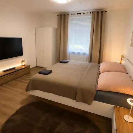 Apartment Geraeumige 3-zimmer-ferienwohnung Mit Terrasse *